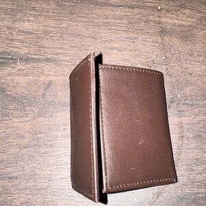 George Classic Brown Card Holder